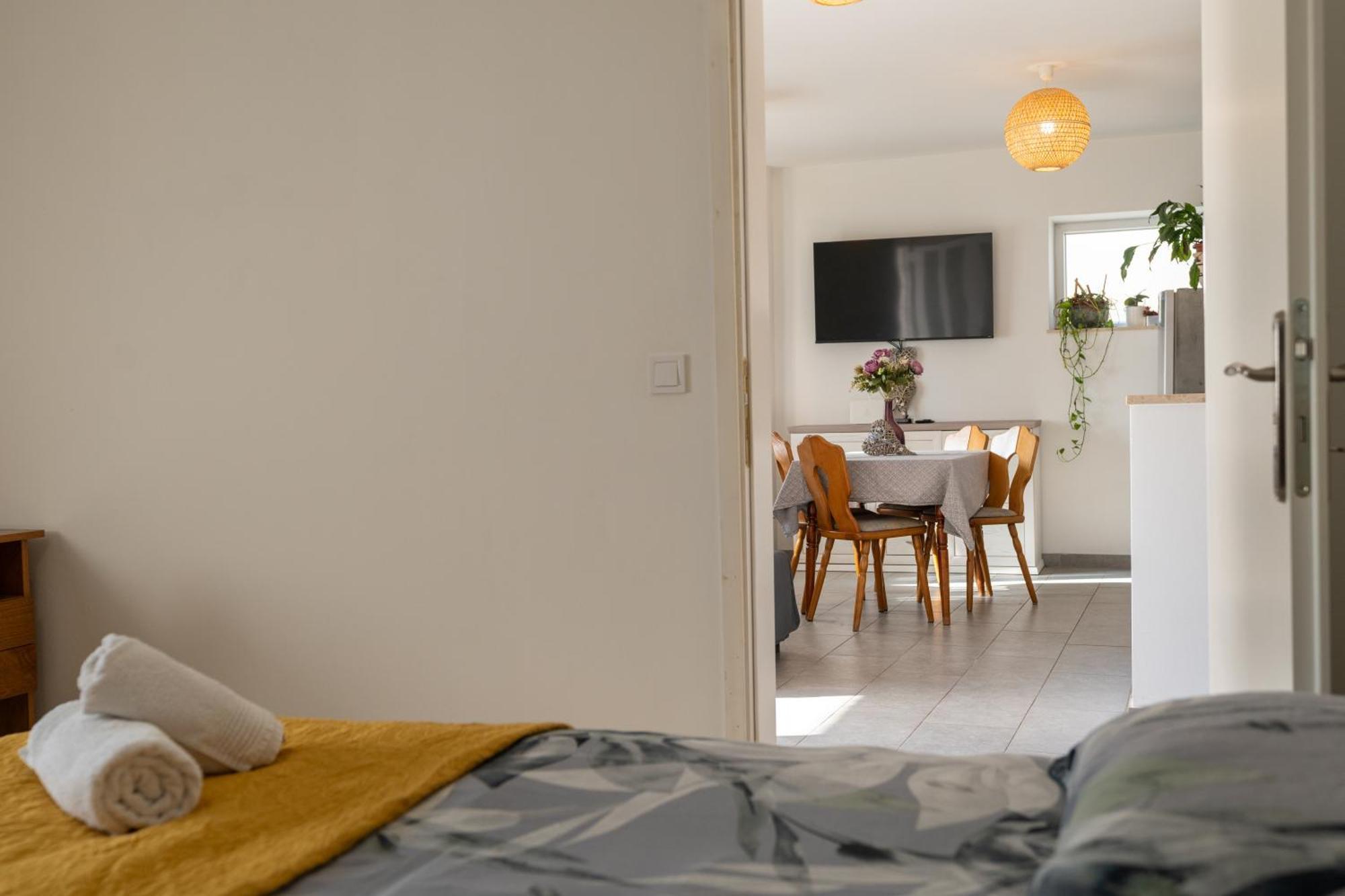 Two-Bedroom Apartment Rea In Rovinj Exterior foto